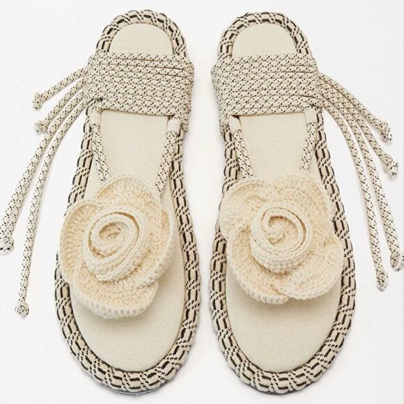 Parfois White Crochet Flower Ankle Wrap Sandals, Magda Butrym Style, NEW - Picture 3 of 7